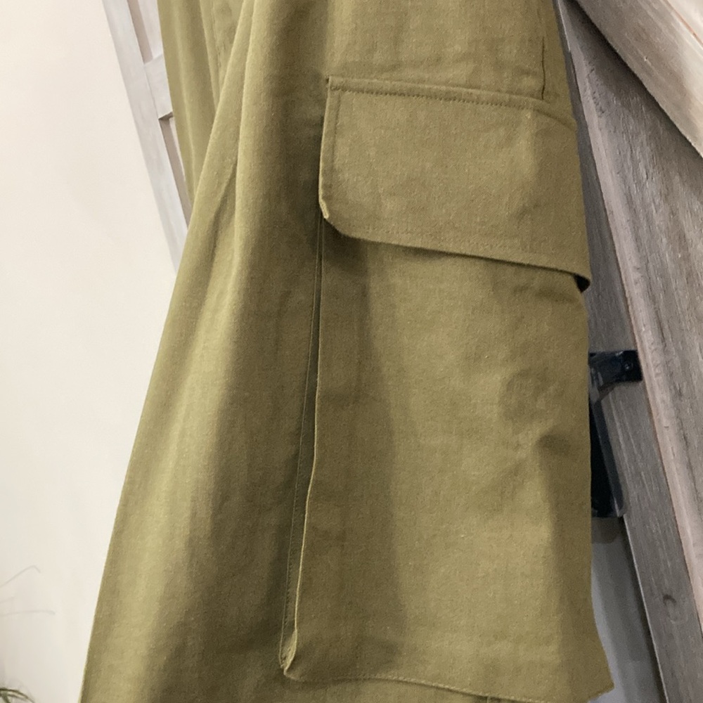 ELOQUII  DESIGNS LADIES PANTS with a BELT. Made in CHINA RN:142711    Po:34830 - Picture 3 of 15
